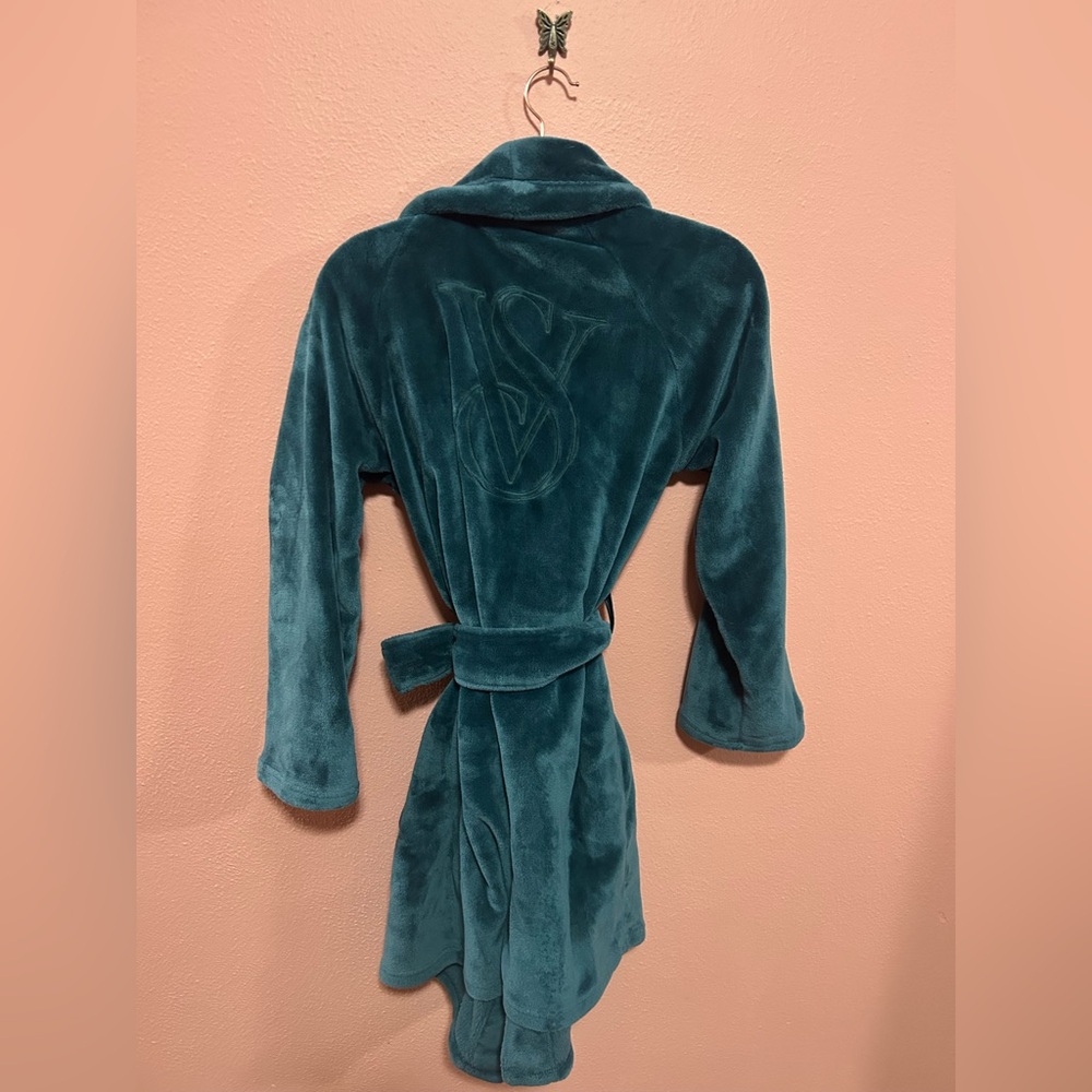 Victoria’s Secret Emerald Green Plush Robe